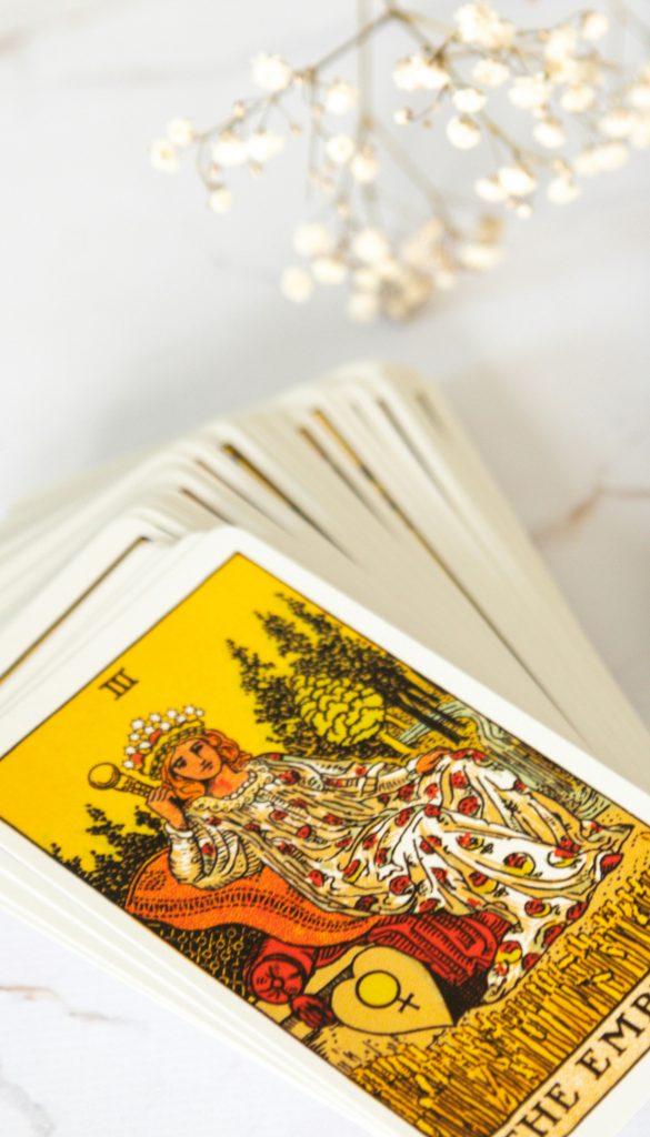 Tarot Holy Mani